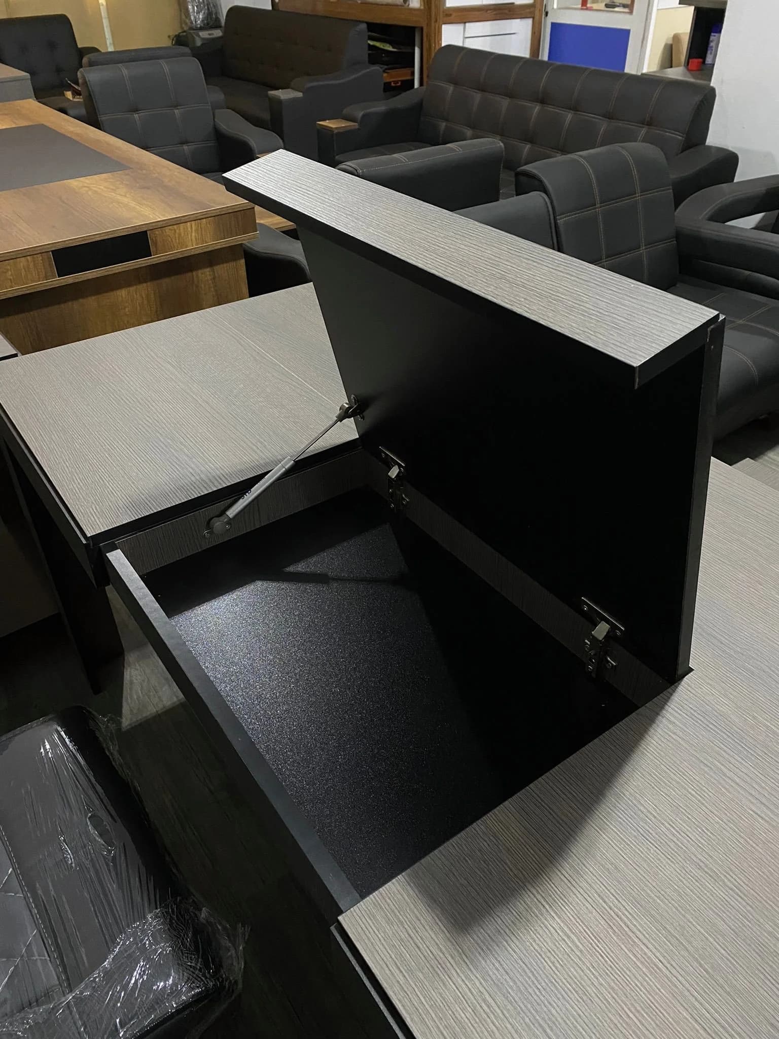Zar Executive Desk Set